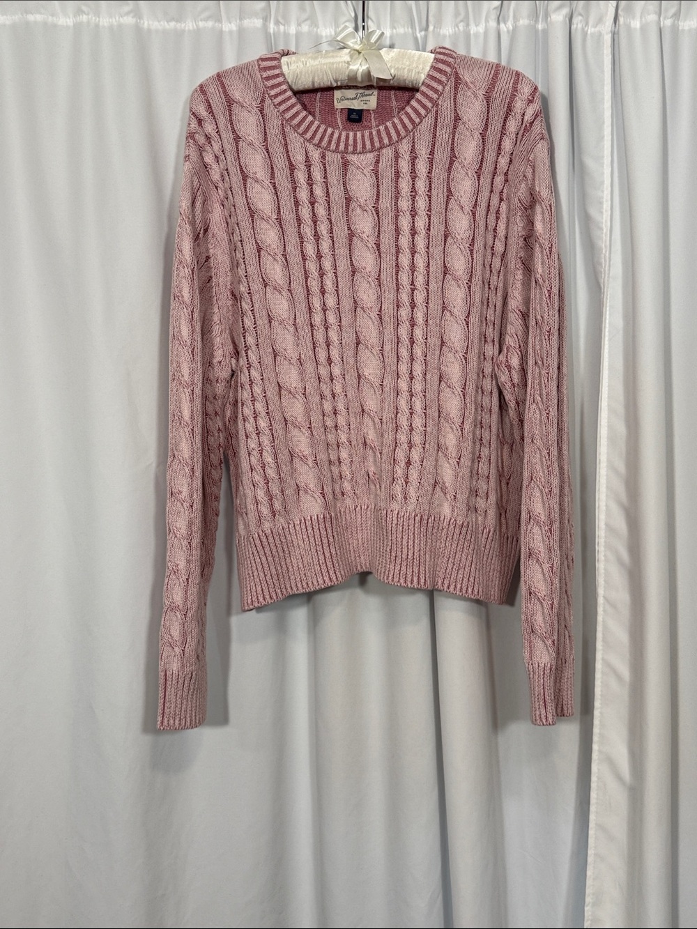 Universal Thread Pink Cable Knit Crewneck Sweater